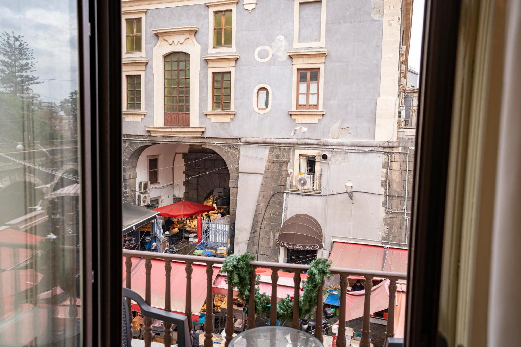 Sicily In Home Centro Catania Pescheria Extérieur photo